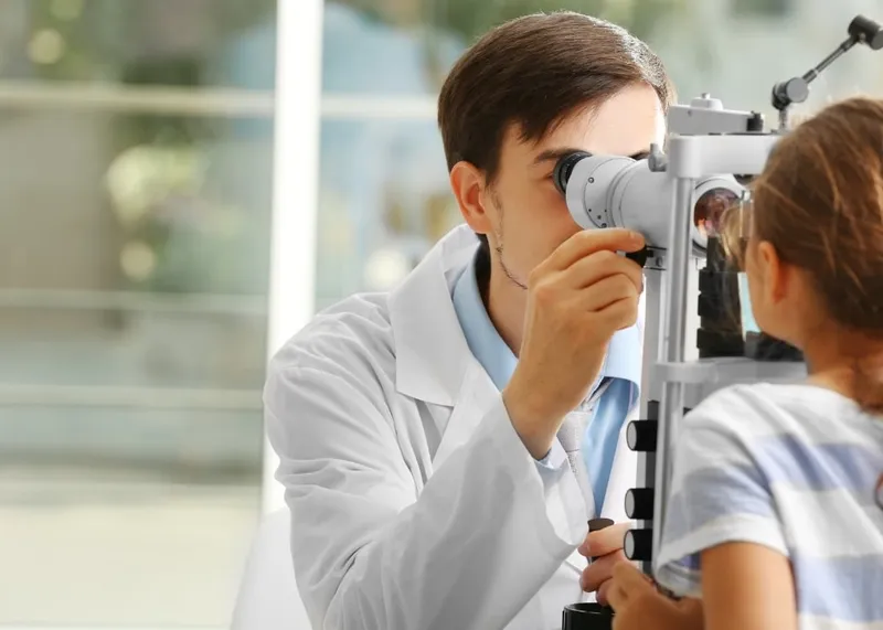 Laser Eye Surgery in Istanbul: LASIK & SMILE Guide