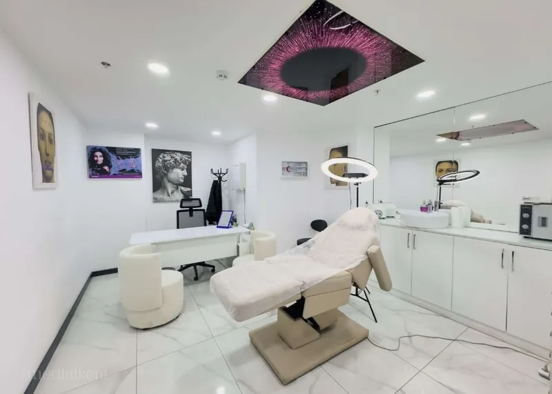 An operation room at Medialkent Clinic in Istanbul